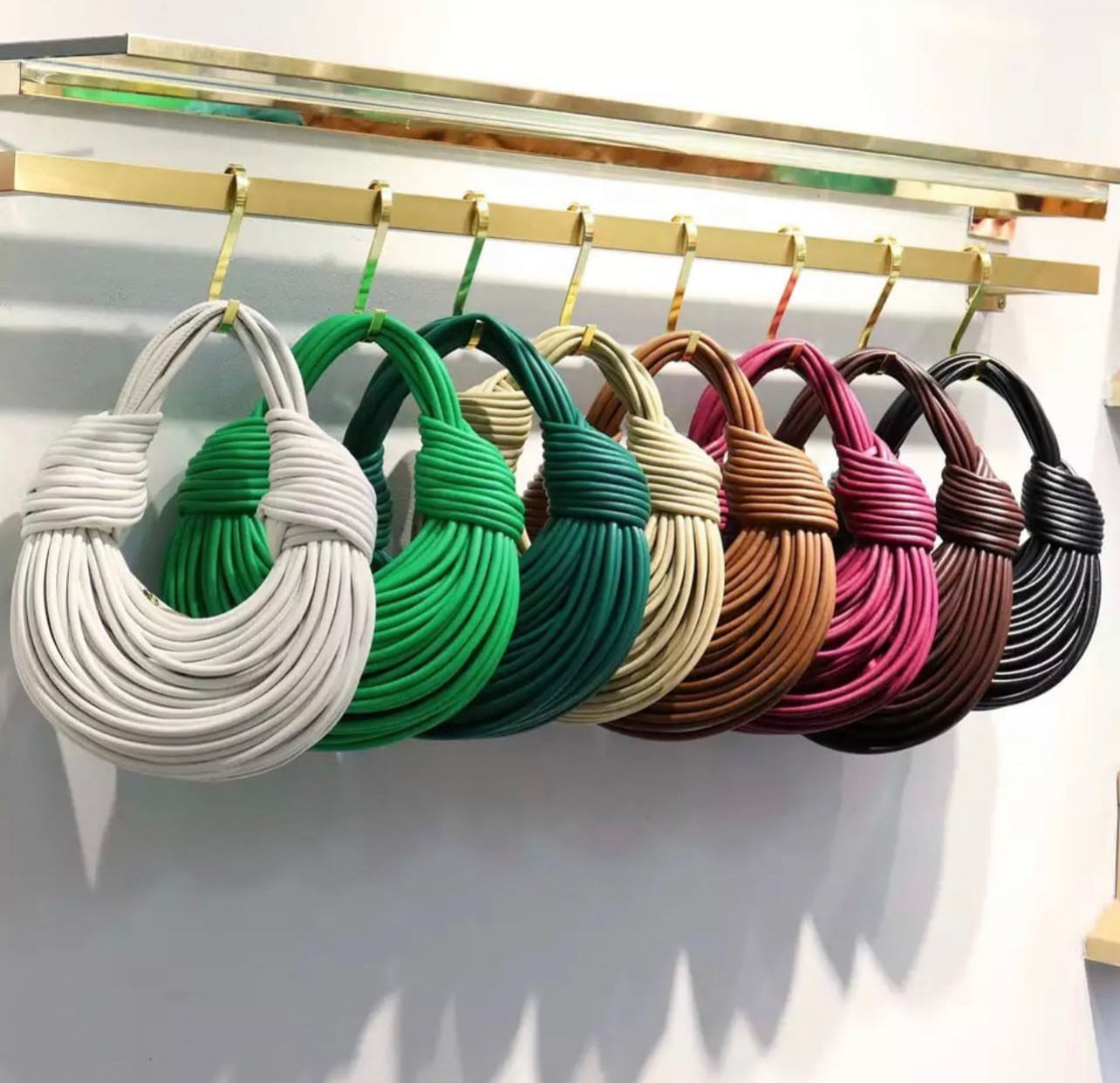 Noodle main knot handheld bag