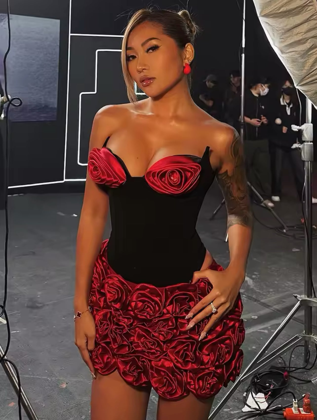 Alarique roses bandage skirt set