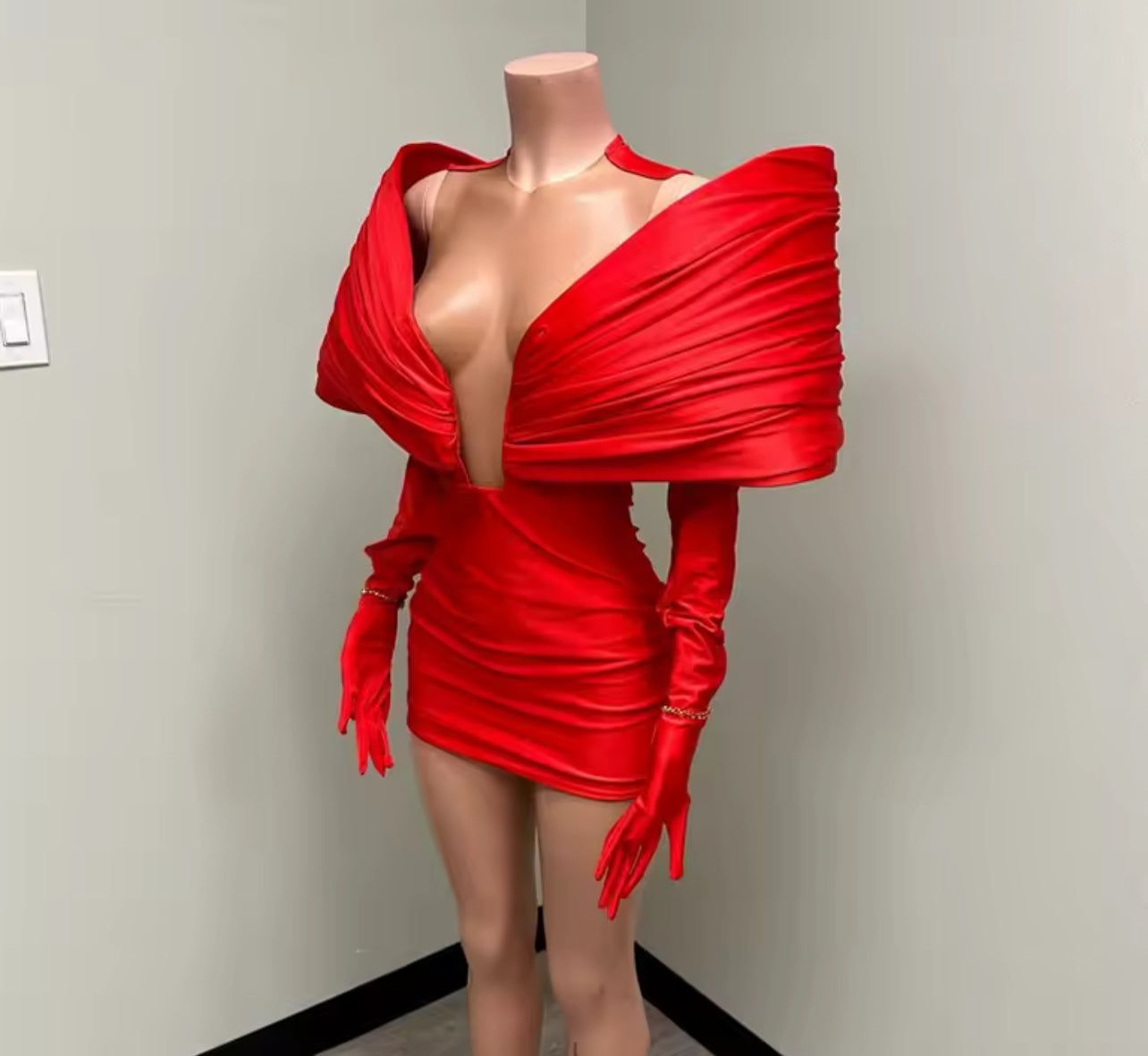 Yolleri V contour gloves mini dress