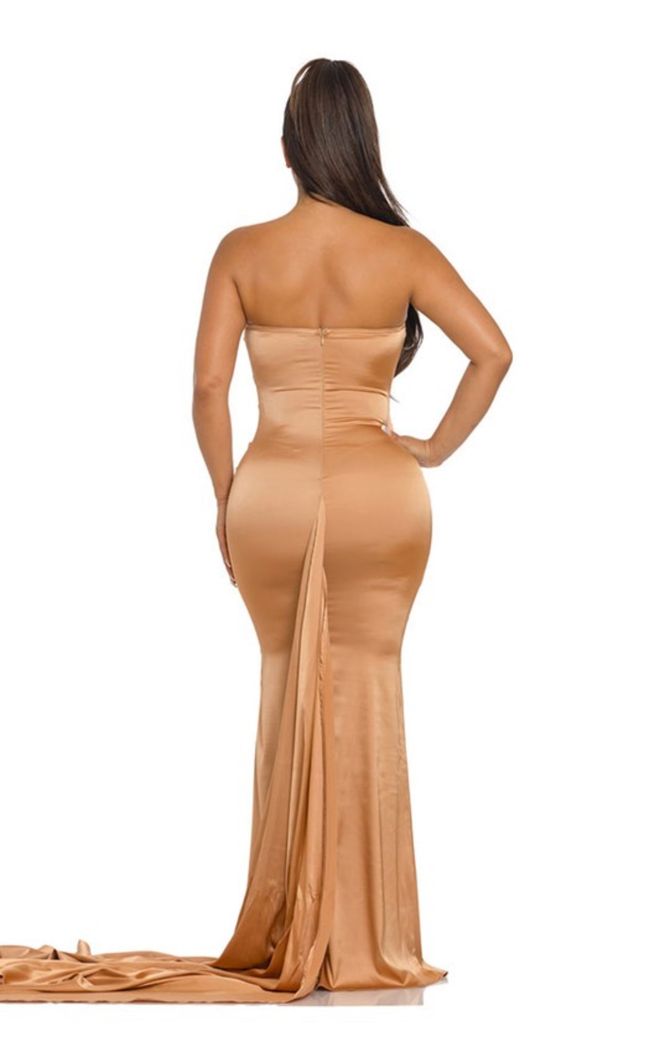 Olirí saschur satin gown