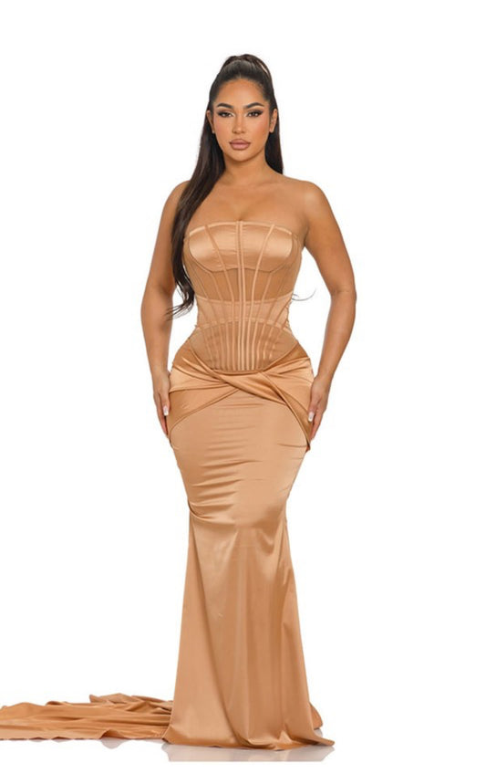 Olirí saschur satin gown