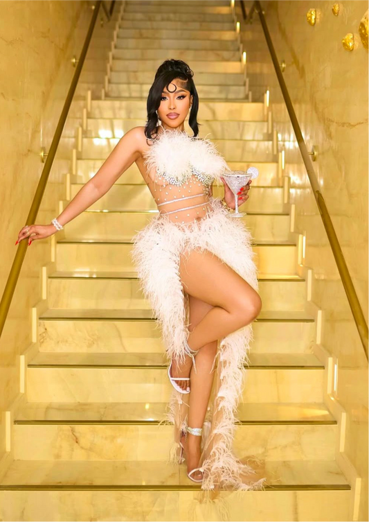 Utopia divine string feather skirt set