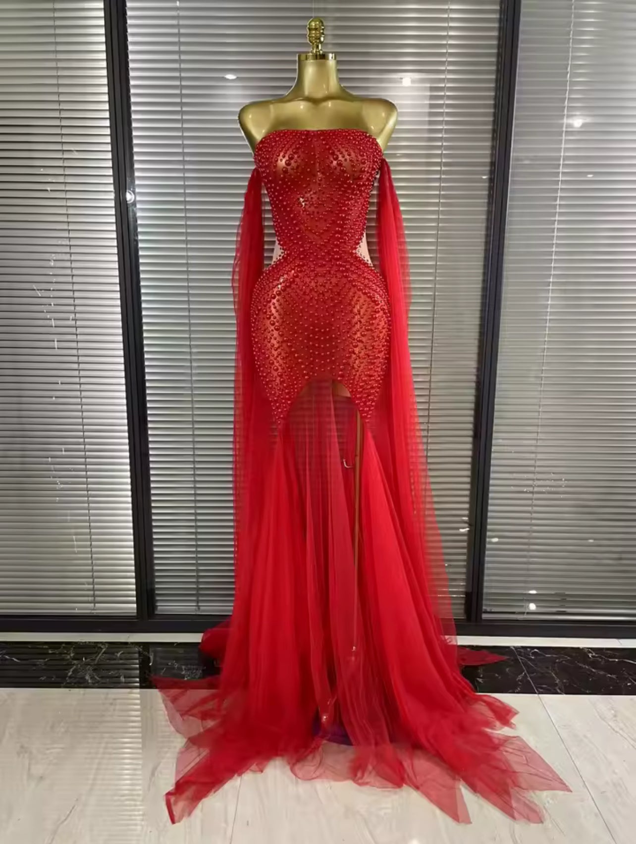 Herishi veil sleeves dress