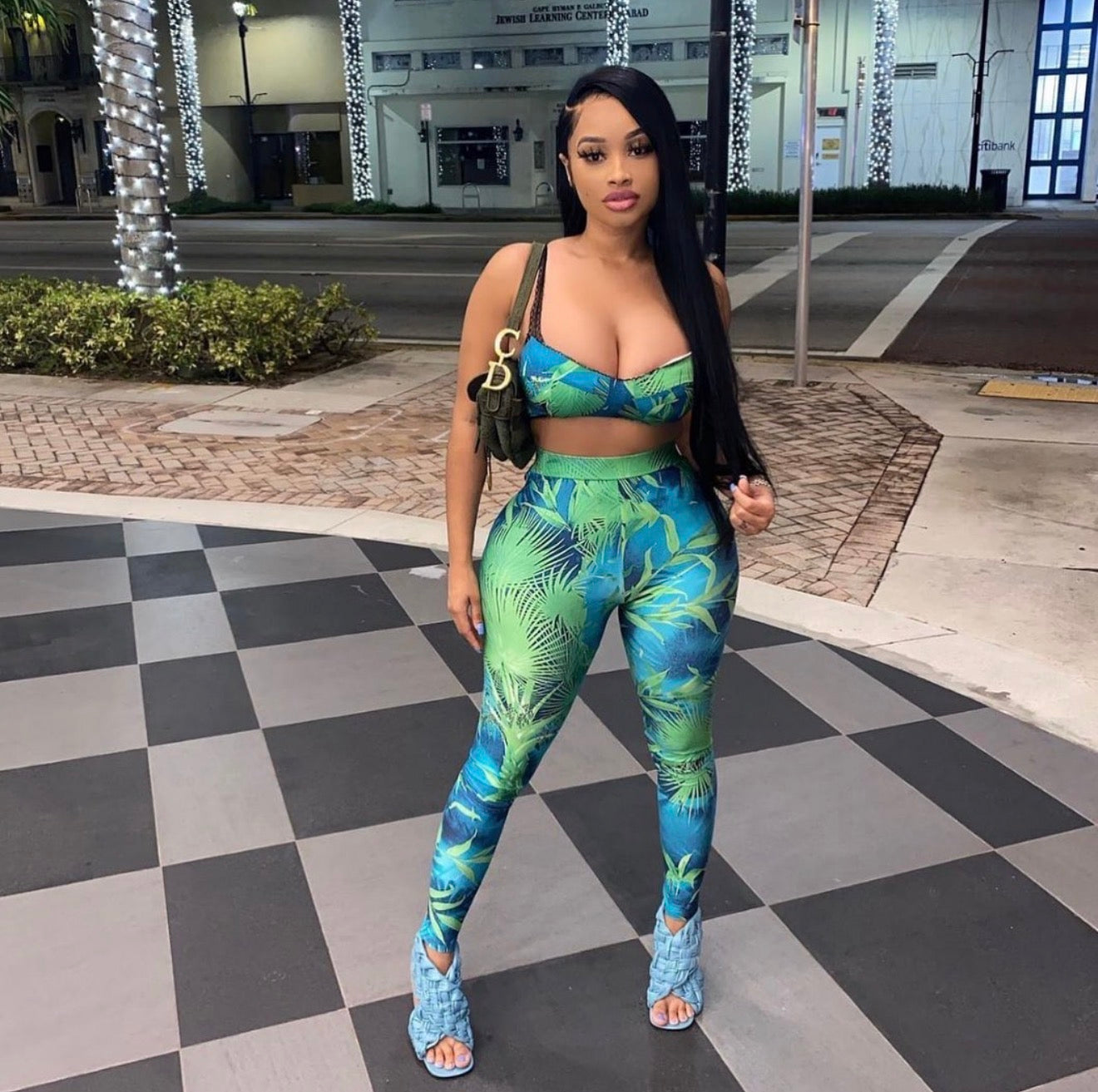 Bahama breeze leaf legging set
